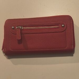 Signature Leather Wallet